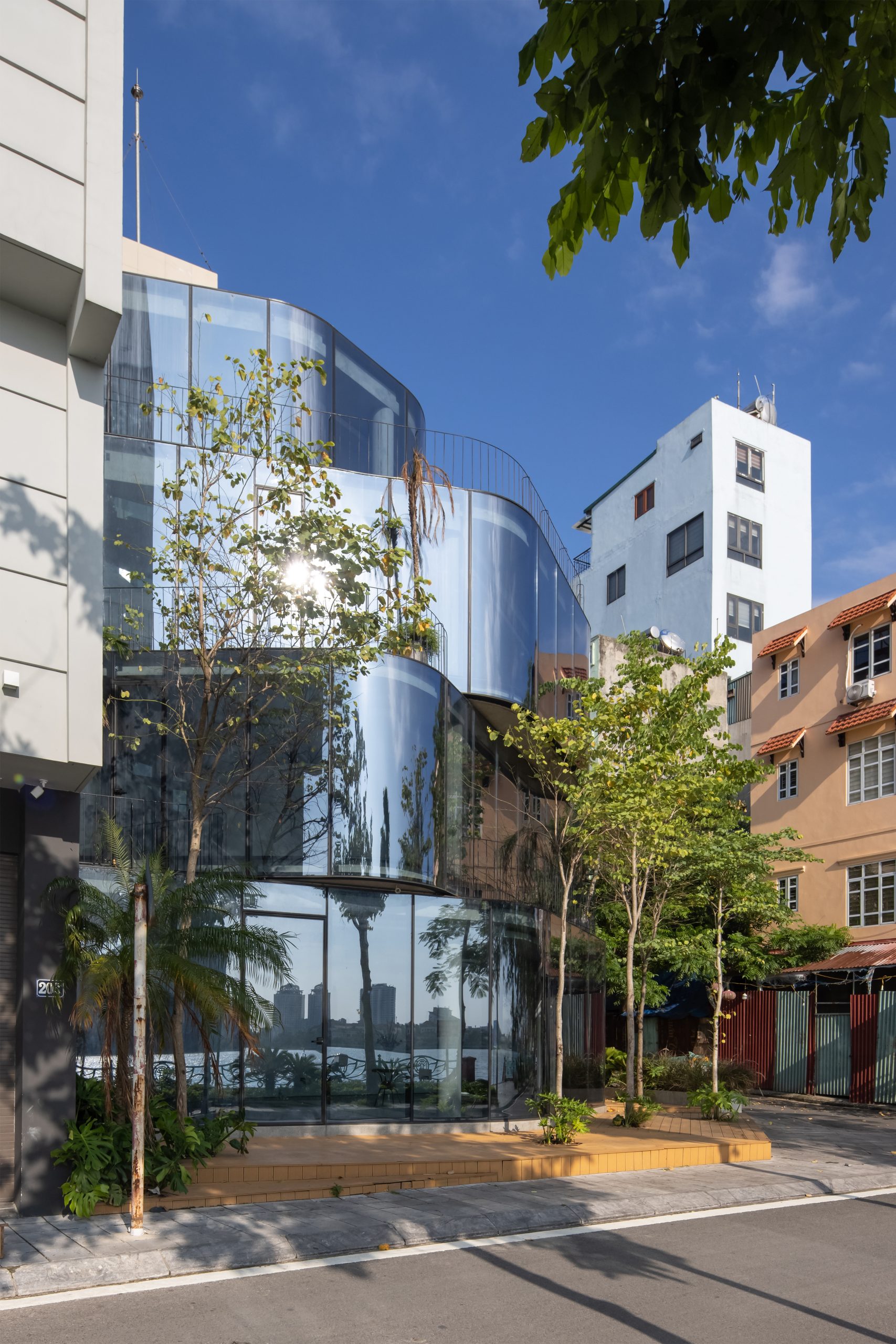 Crystal complex